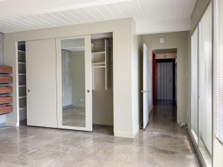 Custom Designed Modern 3 Bedroom Eicher in Palo Alto!