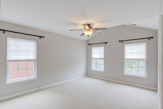 Gorgeous Brick End Unit Townhome in Apex!