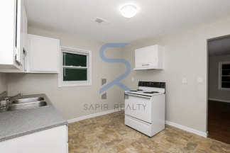 Spacious 4BR  in a Prime Warner Robins Location Near Top Attractions