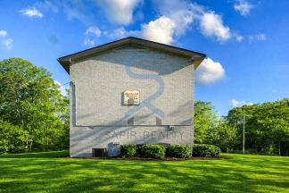 Charming 2-Bed Retreat in Atlanta with Modern Comforts – 2045 Alison Court!