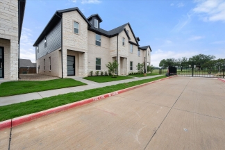 Brand New Luxury Townhouse in West Arlington