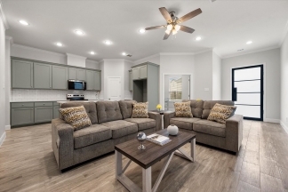 Brand New Luxury Townhouse in West Arlington
