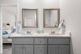 Brand New Luxury Townhouse in West Arlington