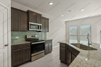 Troy ISD- 3 Bed, 2 Bath- 1411 SQFT