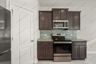 Troy ISD- 3 Bed, 2 Bath- 1411 SQFT