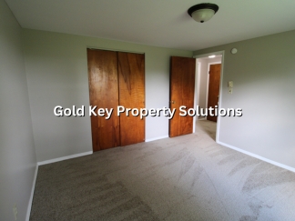 MUNCIE 2 BR 1 BA Triplex in Country Setting with Garage and Wall AC (SECTION 8 APPROVED)