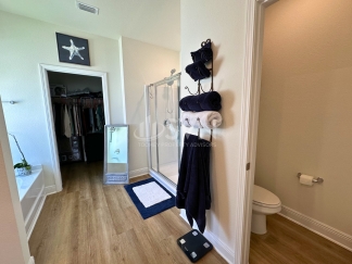 11245 Animal Kingdom Way