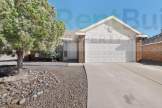 ***MAY SPECIAL!!    $500 OFF YOUR 2ND MONTH'S RENT!***