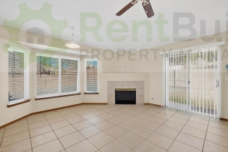 ***MAY SPECIAL!!    $500 OFF YOUR 2ND MONTH'S RENT!***