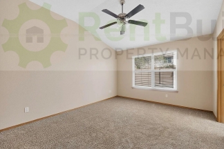 ***MAY SPECIAL!!    $500 OFF YOUR 2ND MONTH'S RENT!***