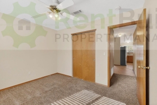 ***MAY SPECIAL!!    $500 OFF YOUR 2ND MONTH'S RENT!***