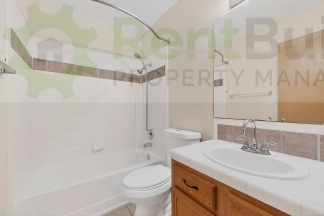 ***MAY SPECIAL!!    $500 OFF YOUR 2ND MONTH'S RENT!***
