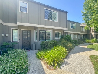 Updated 3BR Townhome with Modern Kitchen & Private Patio | Los Gatos