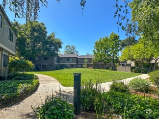Updated 3BR Townhome with Modern Kitchen & Private Patio | Los Gatos