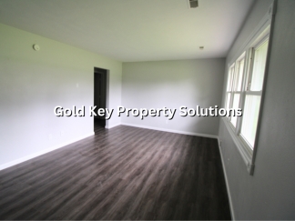 NORTHSIDE 2 BR 1 BA All-Electric Duplex with Central Air (NO SECTION 8)