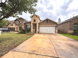 4 Bedroom Home with Outdoor Kitchen in Wortham Oaks San Antonio