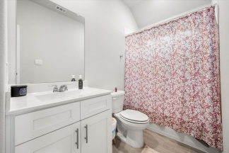 Spacious two-story residence in Haltom City!
