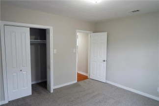2201 De Kruif Court