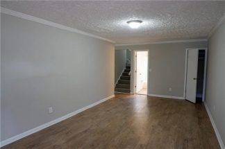 2201 De Kruif Court