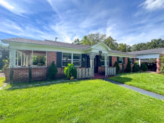 2201 De Kruif Court
