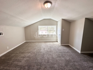 2201 De Kruif Court