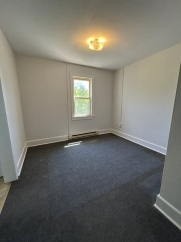 1 Bedroom 1 Bathroom Apartment in Downtown Front Royal.