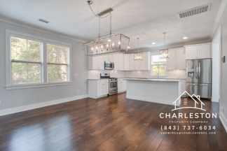 860 W Madison Ave - Available 6/17!