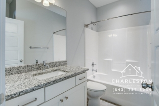 860 W Madison Ave - Available 6/17!