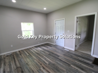 Nicely updated 3 BR 1 BA House with Covered Front Porch and Central Air (SECTION 8 APPROVED)