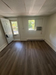Move In Special, move in by 5/29 and get 1/2 first months rent. Available Now Studio Apt in Front Royal!