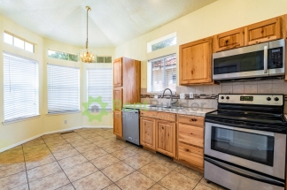 WOW CHECK OUT THIS AWESOME HOME IN RIVERVIEW ESTATES