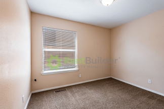 WOW CHECK OUT THIS AWESOME HOME IN RIVERVIEW ESTATES