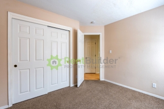WOW CHECK OUT THIS AWESOME HOME IN RIVERVIEW ESTATES