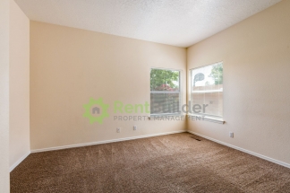 WOW CHECK OUT THIS AWESOME HOME IN RIVERVIEW ESTATES