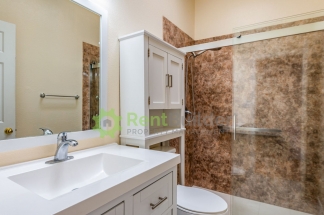 WOW CHECK OUT THIS AWESOME HOME IN RIVERVIEW ESTATES