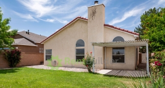 WOW CHECK OUT THIS AWESOME HOME IN RIVERVIEW ESTATES