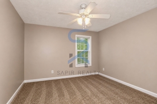 Peaceful Community Charm – 3BR Townhome in Avery Park