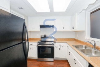 A Peaceful Woodland Retreat – 3BR/2BA Home in Jonesboro