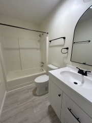 3-Bedroom 1.5 Bath Pet Friendly Townhome @ 106 Elsia Drive.