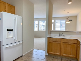 Lovely Bright and Spacious Two Bedroom Tri-Level Condo