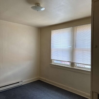 Downtown Front Royal 2 Bed, 1 Bath Apartment – Walk to Shops, Dining & Park