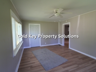 MUNCIE Nicely Updated 3 BR 1 BA House with New Kitchen Appliances (SECTION 8 APPROVED)
