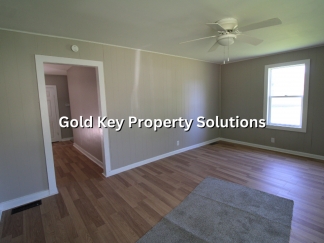 MUNCIE Nicely Updated 3 BR 1 BA House with New Kitchen Appliances (SECTION 8 APPROVED)