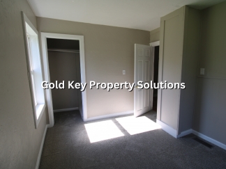 MUNCIE Nicely Updated 3 BR 1 BA House with New Kitchen Appliances (SECTION 8 APPROVED)