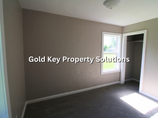 MUNCIE Nicely Updated 3 BR 1 BA House with New Kitchen Appliances (SECTION 8 APPROVED)