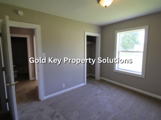 MUNCIE Nicely Updated 3 BR 1 BA House with New Kitchen Appliances (SECTION 8 APPROVED)