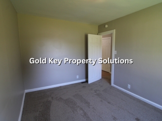 MUNCIE Nicely Updated 3 BR 1 BA House with New Kitchen Appliances (SECTION 8 APPROVED)