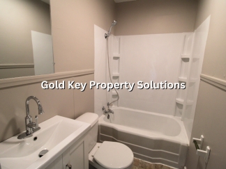 MUNCIE Nicely Updated 3 BR 1 BA House with New Kitchen Appliances (SECTION 8 APPROVED)