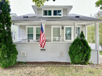 Charming Downtown Ferndale Rental – Prime Location!