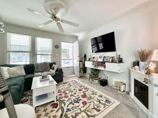 Charming Downtown Ferndale Rental – Prime Location!